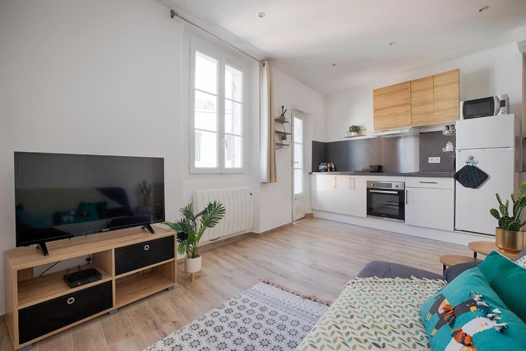 Апартаменты Joli T3 Avec Balcon - Gare St-Charles A 50 M Марсель Экстерьер фото