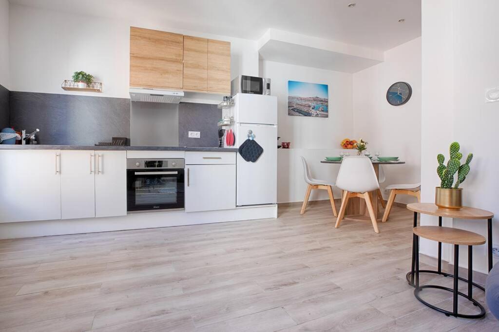 Апартаменты Joli T3 Avec Balcon - Gare St-Charles A 50 M Марсель Экстерьер фото
